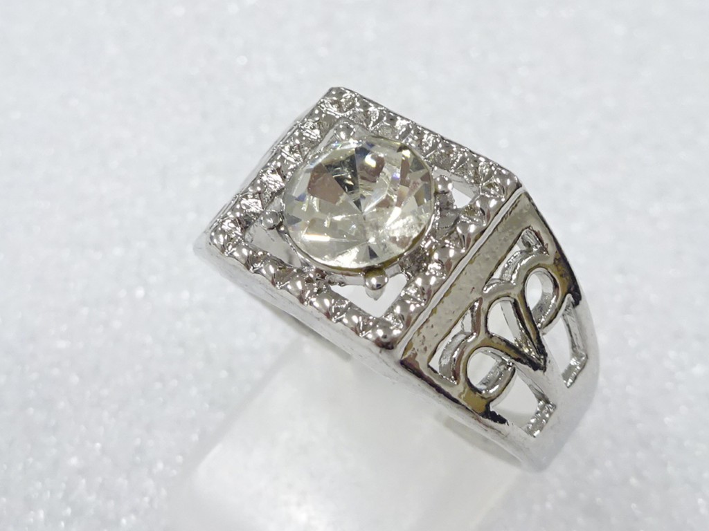 Japanese Kimono / Antique Accessories